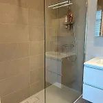 Spacious And Modern With Open Sea View דירה *