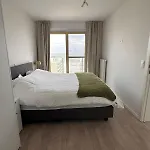 Spacious And Modern With Open Sea View