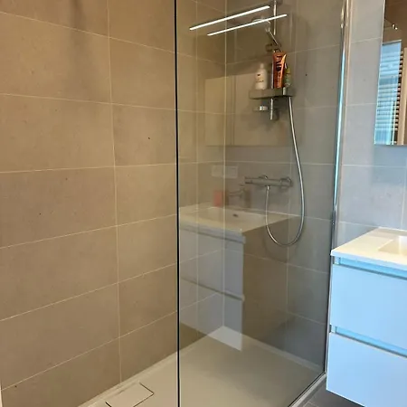 Spacious And Modern With Open Sea View 公寓 *