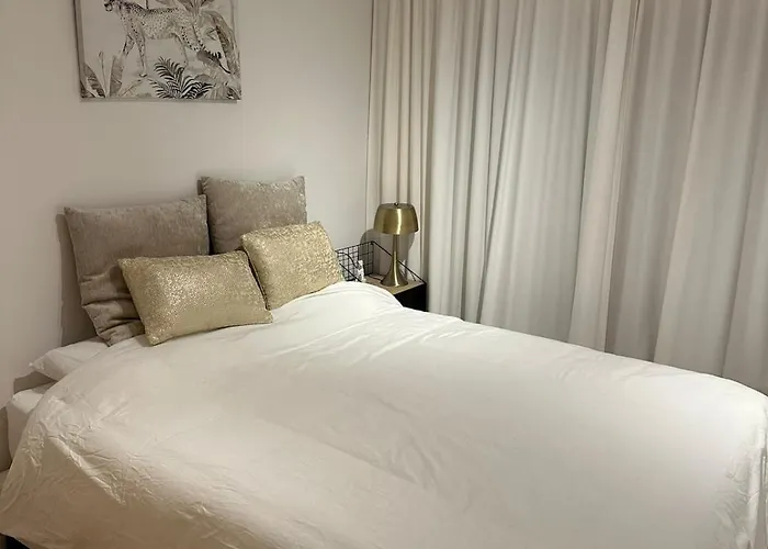 Διαμέρισμα Spacious And Modern With Open Sea View *