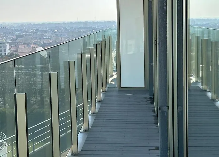 Spacious And Modern With Open Sea View Διαμέρισμα