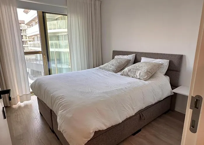 Spacious And Modern With Open Sea View Διαμέρισμα