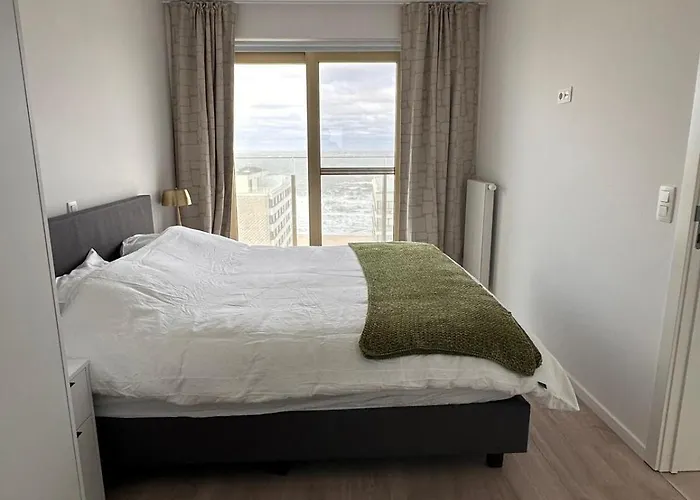 Spacious And Modern With Open Sea View