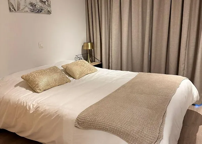 Διαμέρισμα Spacious And Modern With Open Sea View