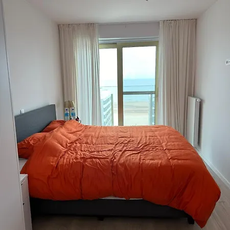 Spacious And Modern With Open Sea View